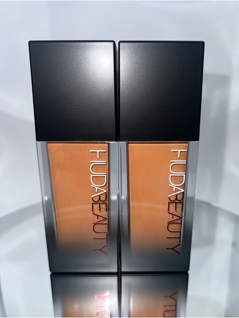 2 Pack - Huda Beauty #FauxFilter Luminous Matte Foundation - BEIGNET 335B
